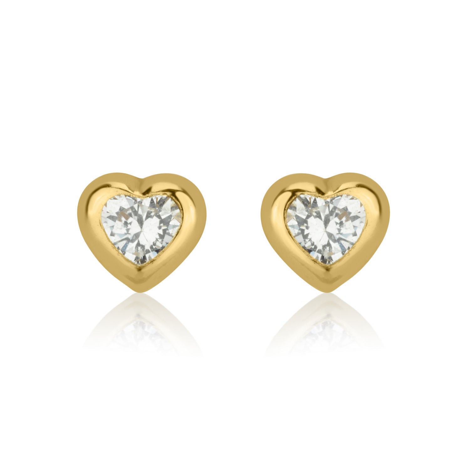 עגילים צמודים מזהב צהוב 14 קראט - לב מנצנץ עגילים צמודים מזהב צהוב 14 קראט - לב מנצנץ