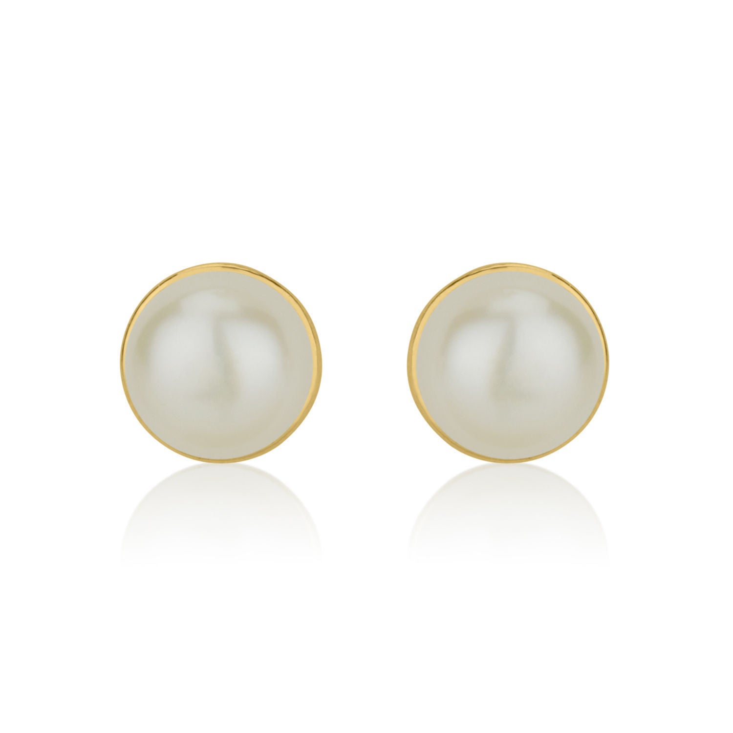 עגילים צמודים מזהב צהוב 14 קראט - פנינה מלכותית עגילים צמודים מזהב צהוב 14 קראט - פנינה מלכותית