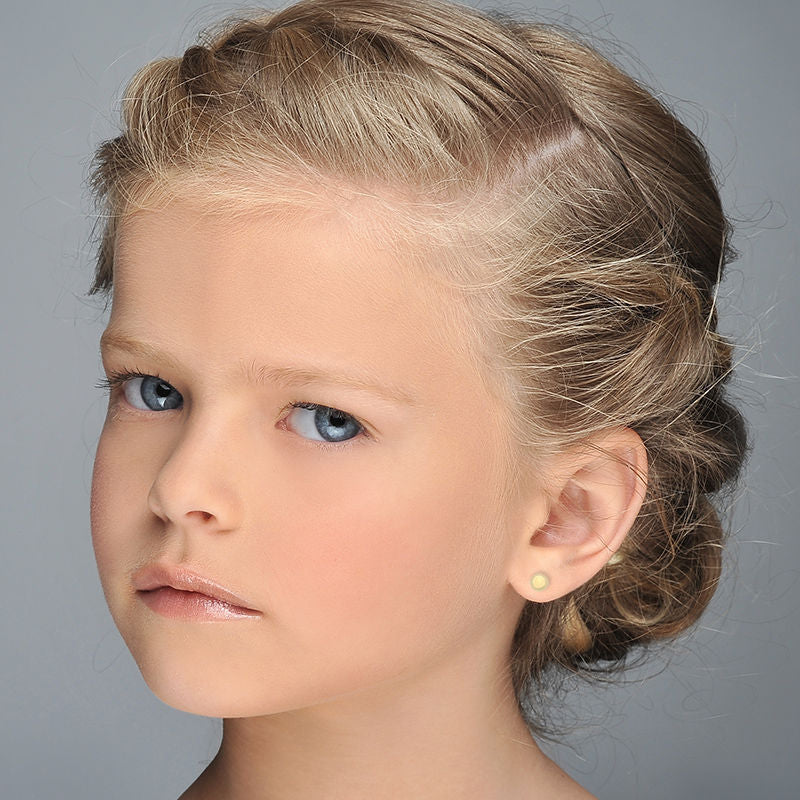 עגילים צמודים מזהב צהוב 14 קראט - עיגול קלאסי עגילים צמודים מזהב צהוב 14 קראט - עיגול קלאסי