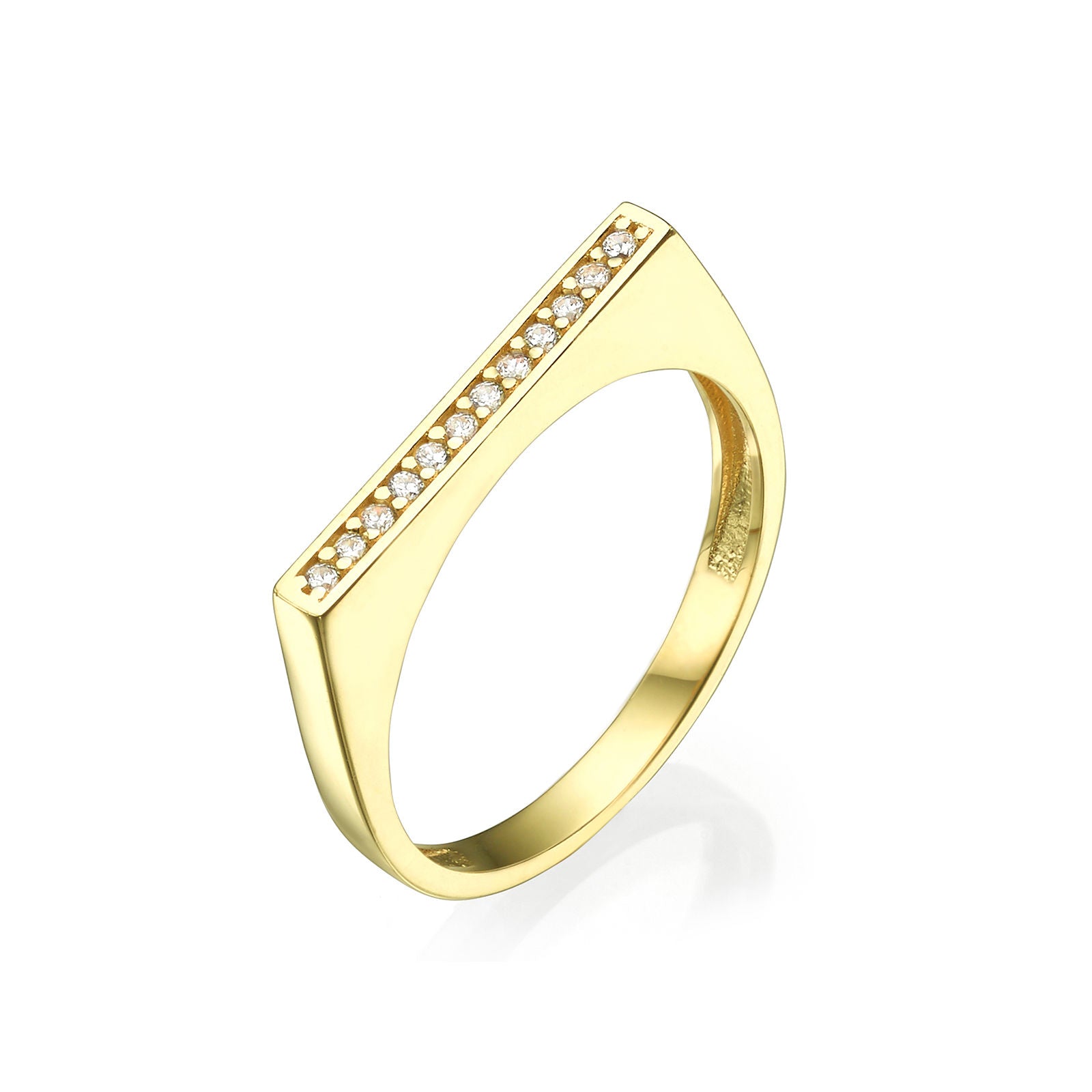 טבעת מזהב צהוב 14 קראט - פס זירקונים טבעת מזהב צהוב 14 קראט - פס זירקונים