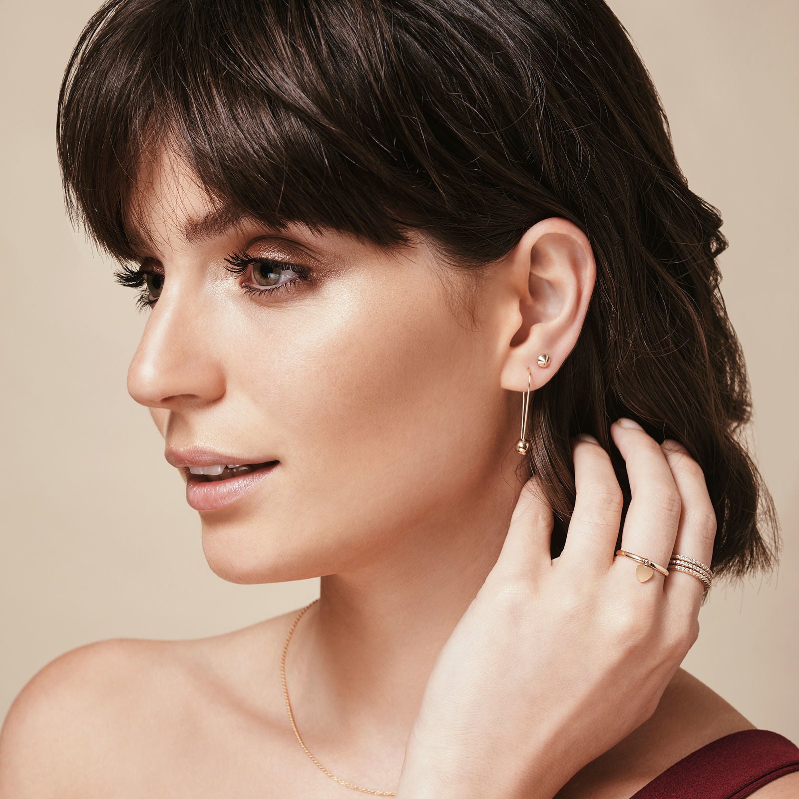 עגילים תלויים ארוכים מזהב לבן 14 קראט - כדורי הזהב עגילים תלויים ארוכים מזהב לבן 14 קראט - כדורי הזהב