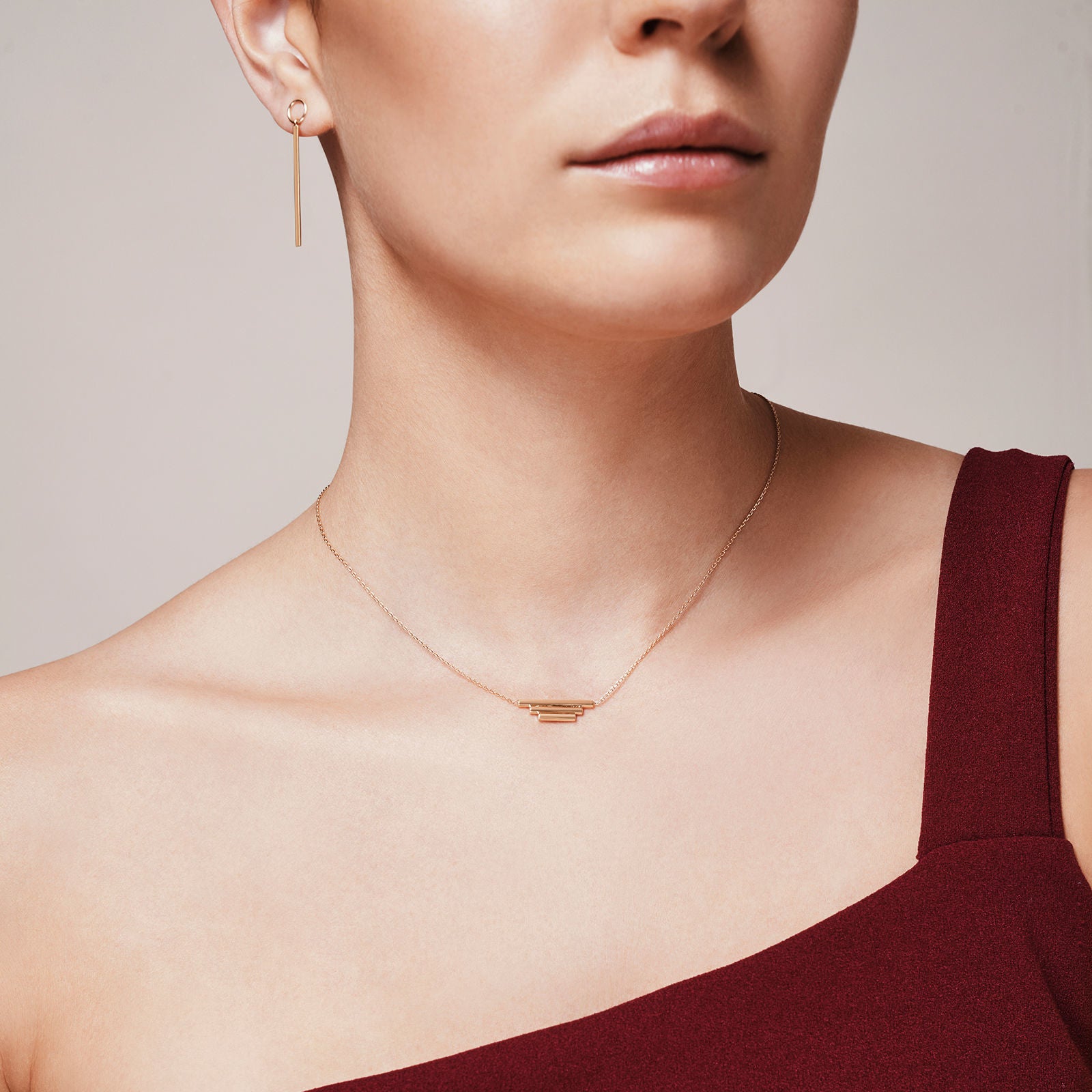 עגילים תלויים ארוכים מזהב לבן 14 קראט - מטוטלת עגילים תלויים ארוכים מזהב לבן 14 קראט - מטוטלת