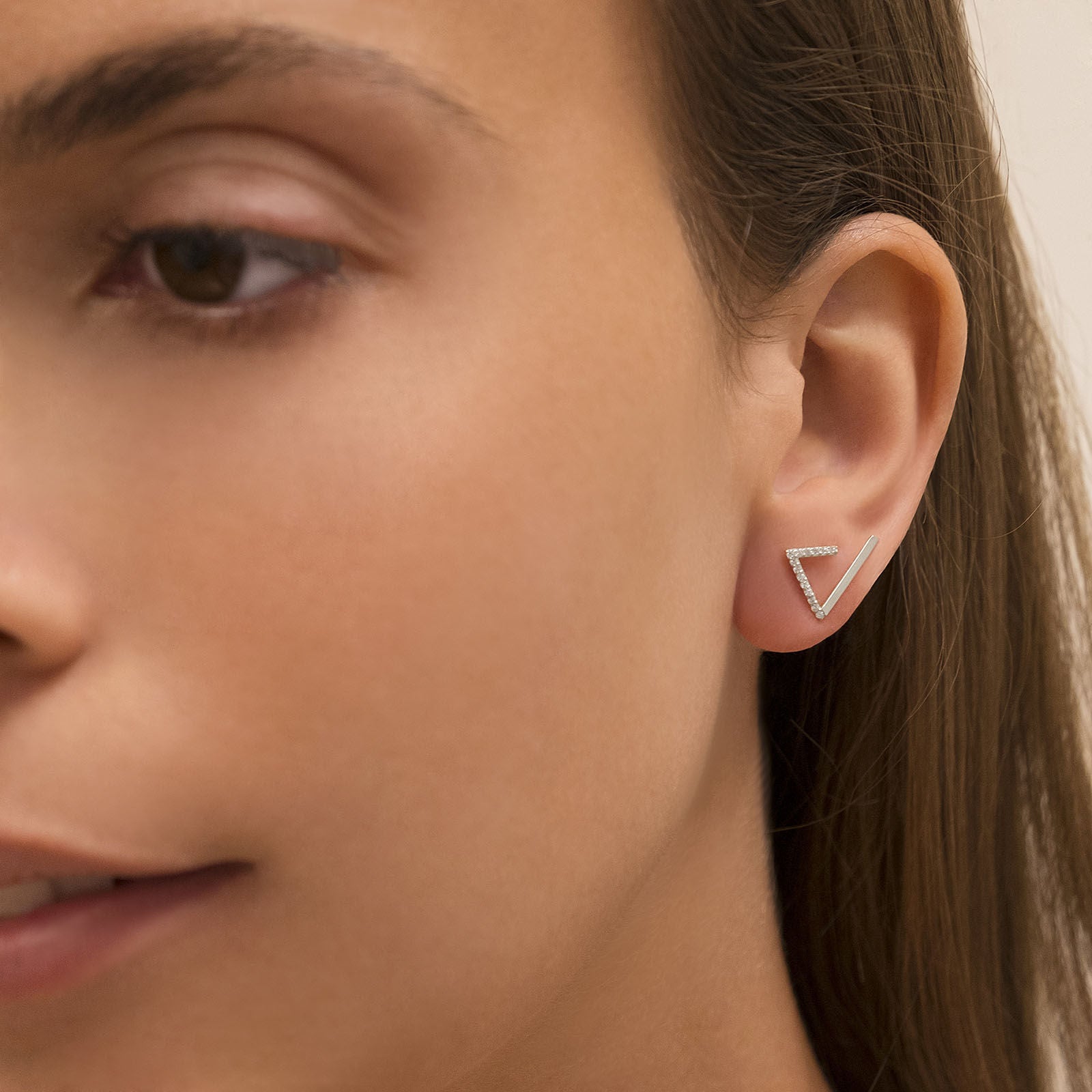 עגילים מטפסים מזהב לבן 14 קראט -קליאופטרה עגילים מטפסים מזהב לבן 14 קראט -קליאופטרה