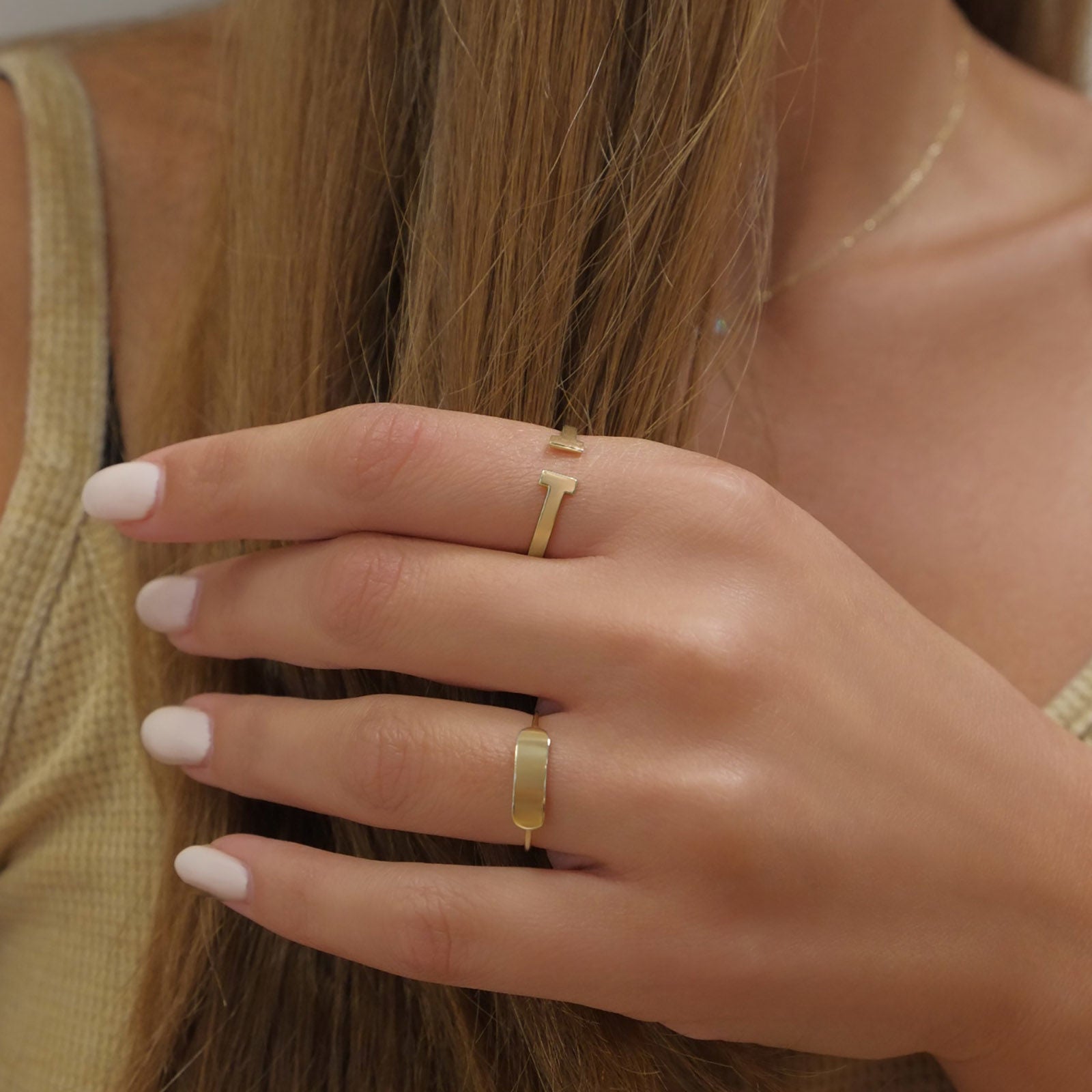 טבעת פתוחה מזהב צהוב 14 קראט - רובין טבעת פתוחה מזהב צהוב 14 קראט - רובין