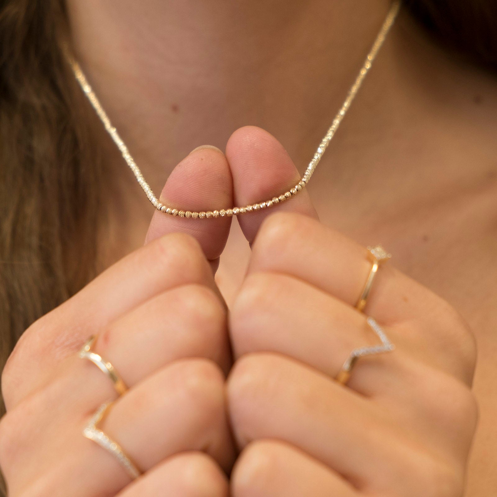 שרשרת לאישה מזהב צהוב 14 קראט - כדורים שרשרת לאישה מזהב צהוב 14 קראט - כדורים