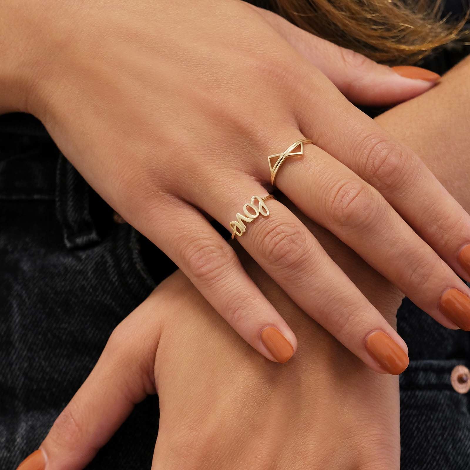 טבעת מזהב צהוב 14 קראט - Love טבעת מזהב צהוב 14 קראט - Love