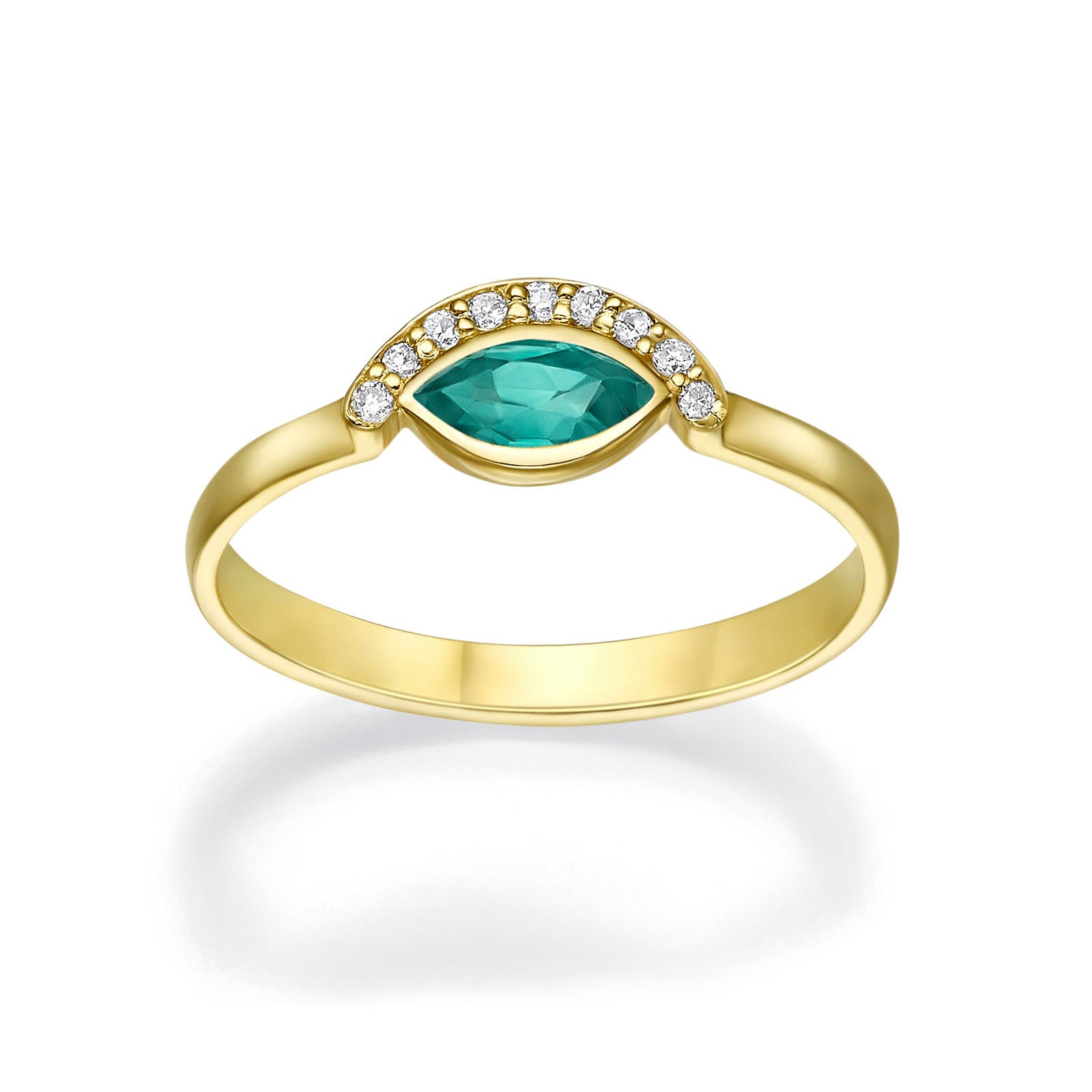 טבעת יהלומים ואבן חן אמרלד מזהב צהוב 14 קראט - מואנה טבעת יהלומים ואבן חן אמרלד מזהב צהוב 14 קראט - מואנה