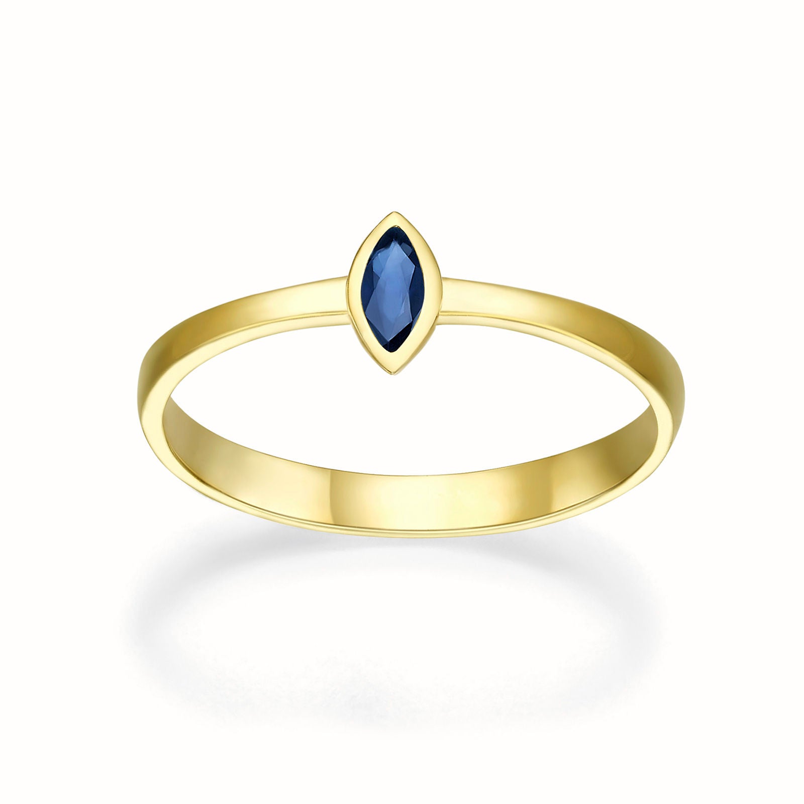 טבעת ספיר מזהב צהוב 14 קראט  - ברי טבעת ספיר מזהב צהוב 14 קראט  - ברי