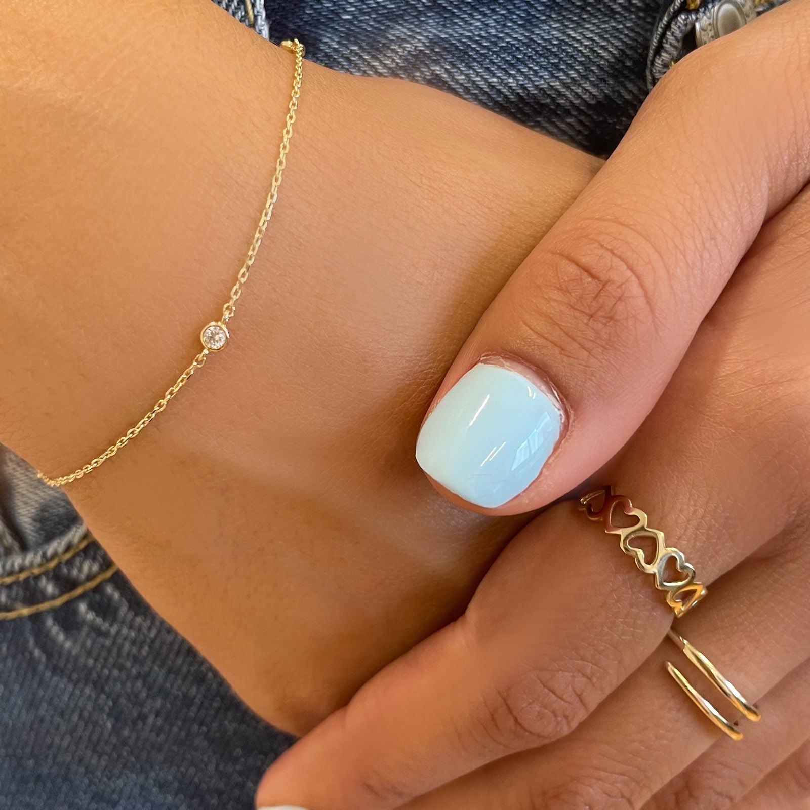 צמיד לאישה מזהב צהוב 14 קראט - דומיניק קטן צמיד לאישה מזהב צהוב 14 קראט - דומיניק קטן