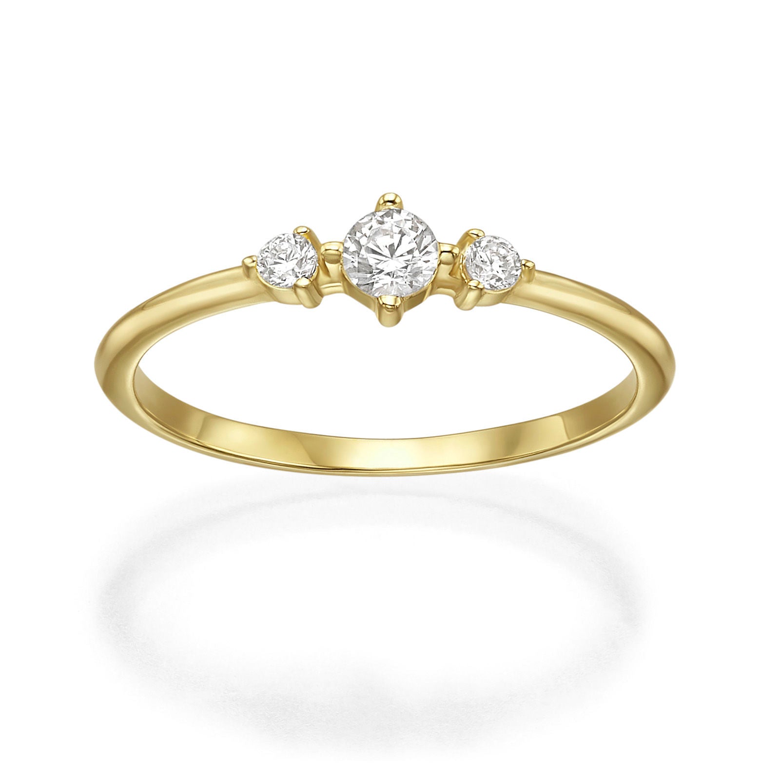 טבעת לנשים מזהב צהוב 14 קראט - מונרו טבעת לנשים מזהב צהוב 14 קראט - מונרו