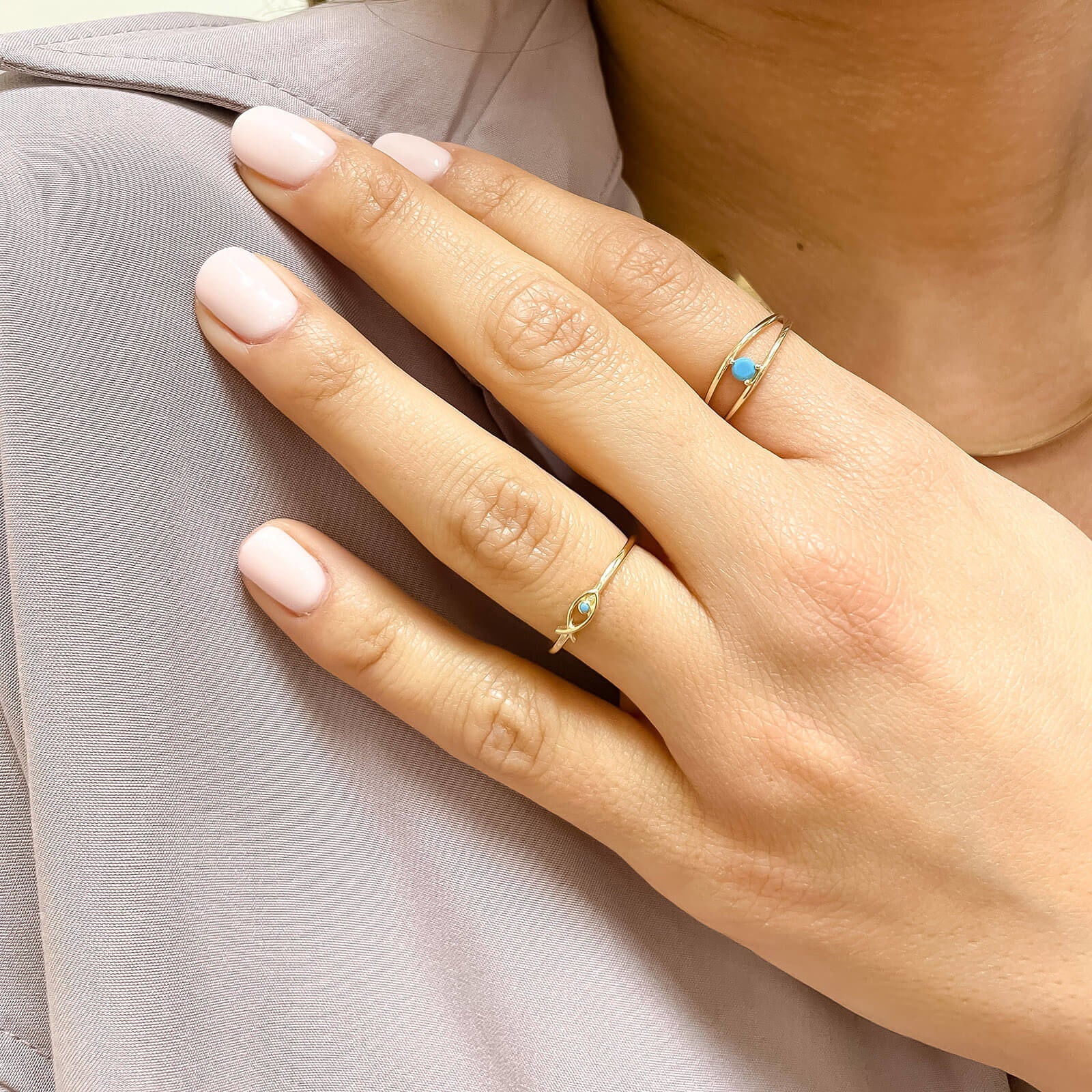 טבעת לנשים מזהב צהוב 14 קראט - ארין כחולה טבעת לנשים מזהב צהוב 14 קראט - ארין כחולה