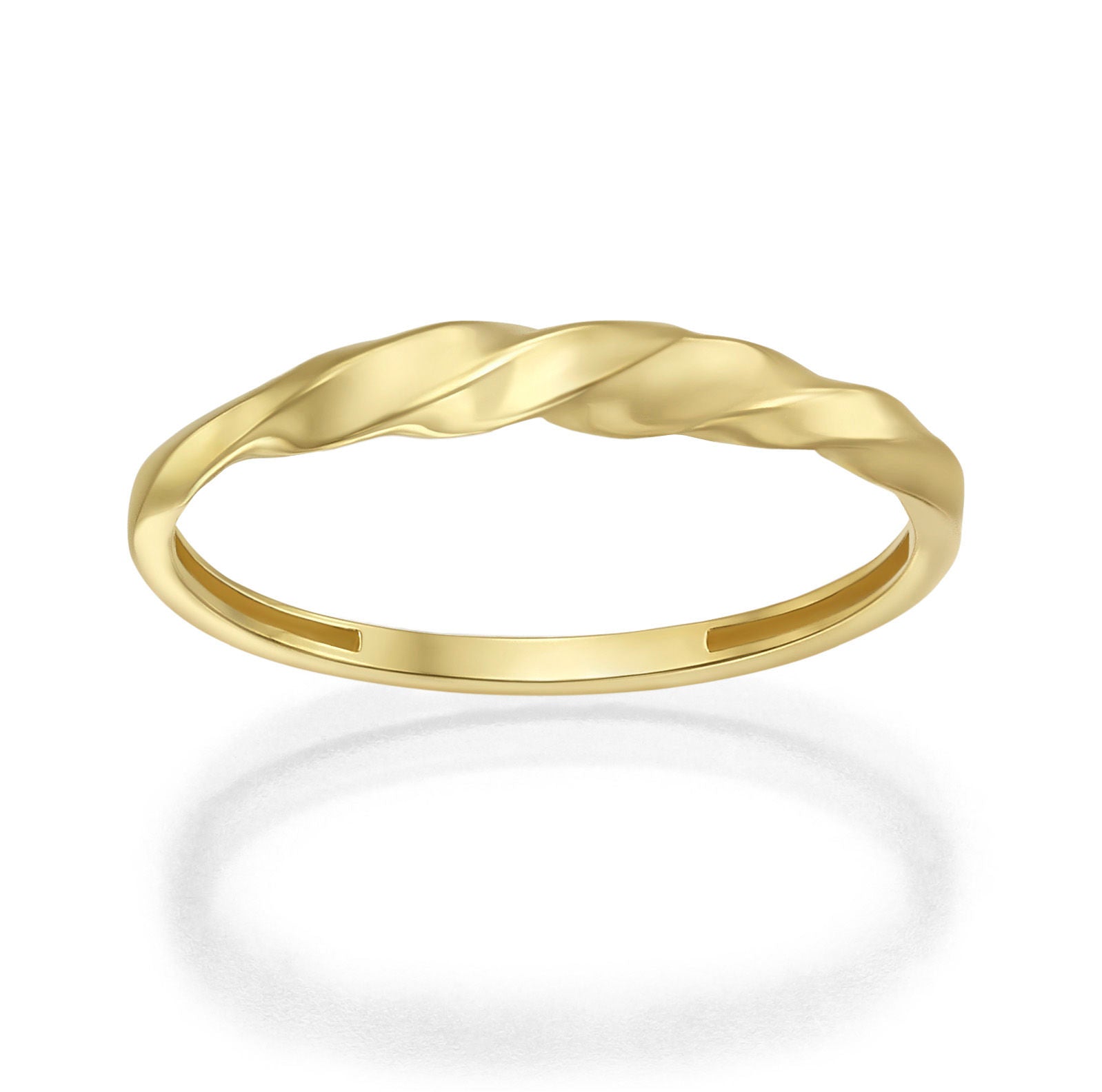 טבעת לנשים מזהב צהוב 14 קראט - ווינד טבעת לנשים מזהב צהוב 14 קראט - ווינד