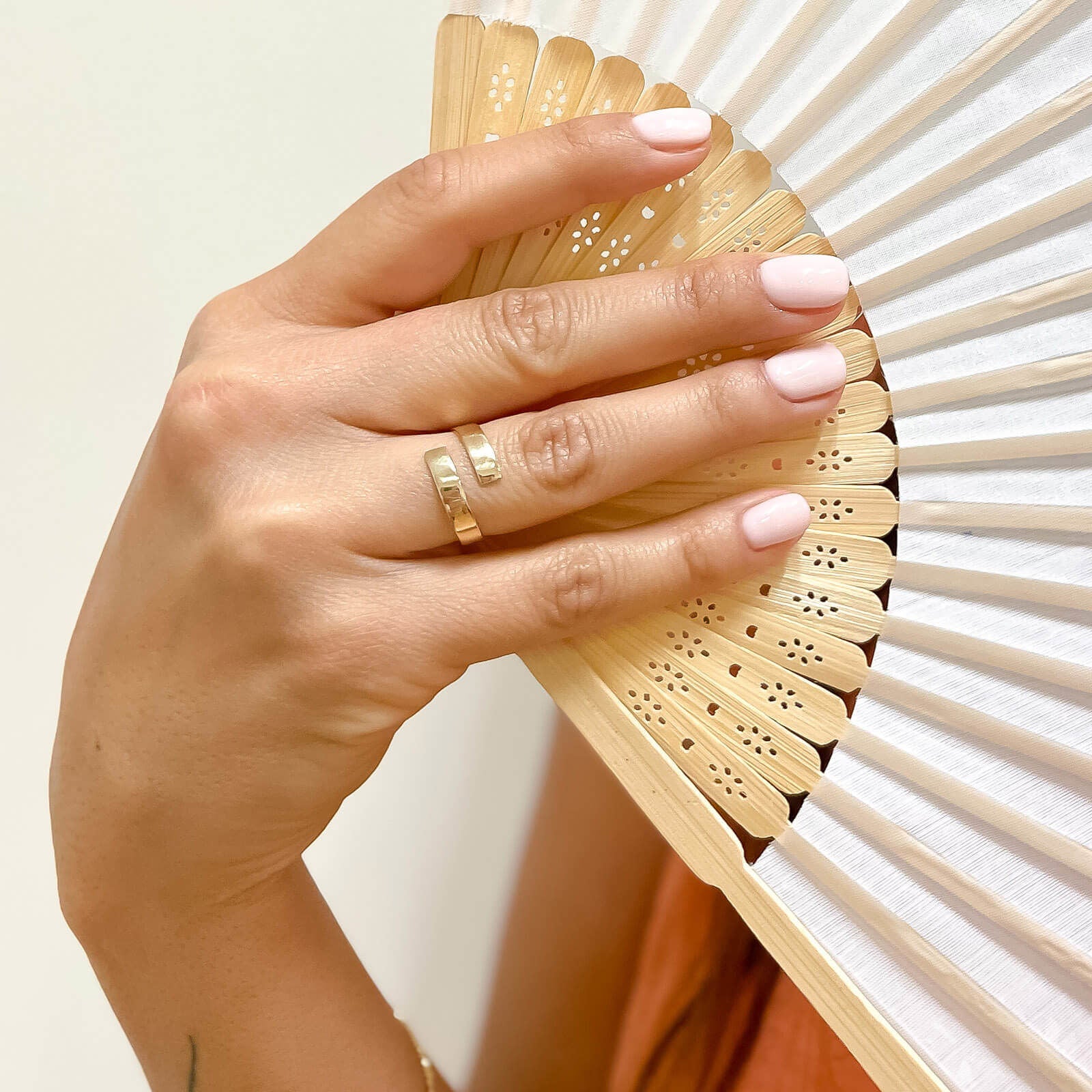 טבעת לנשים מזהב צהוב 14 קראט - מולאן טבעת לנשים מזהב צהוב 14 קראט - מולאן