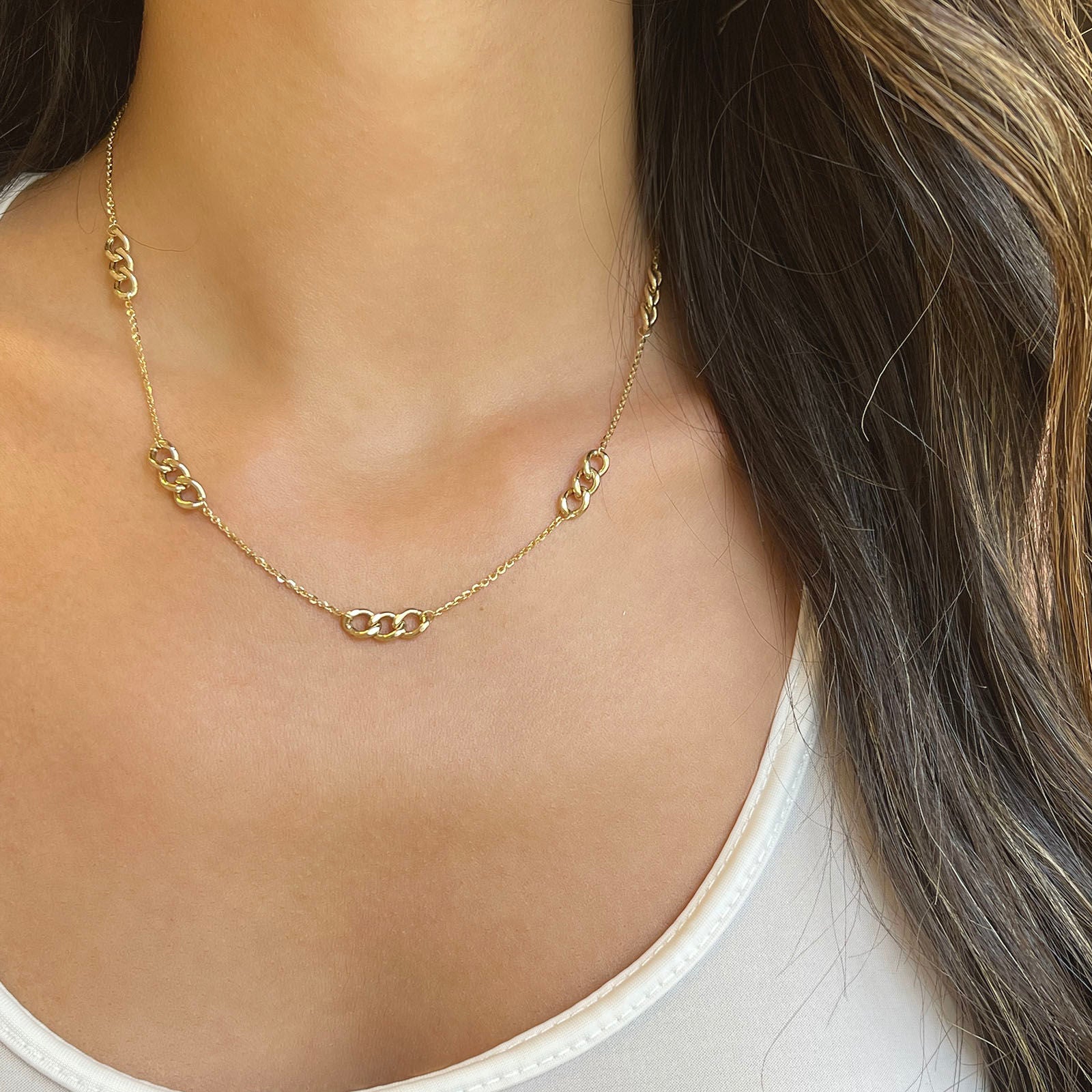 תליון ושרשרת מזהב צהוב 14 קראט - חוליות משולבות תליון ושרשרת מזהב צהוב 14 קראט - חוליות משולבות