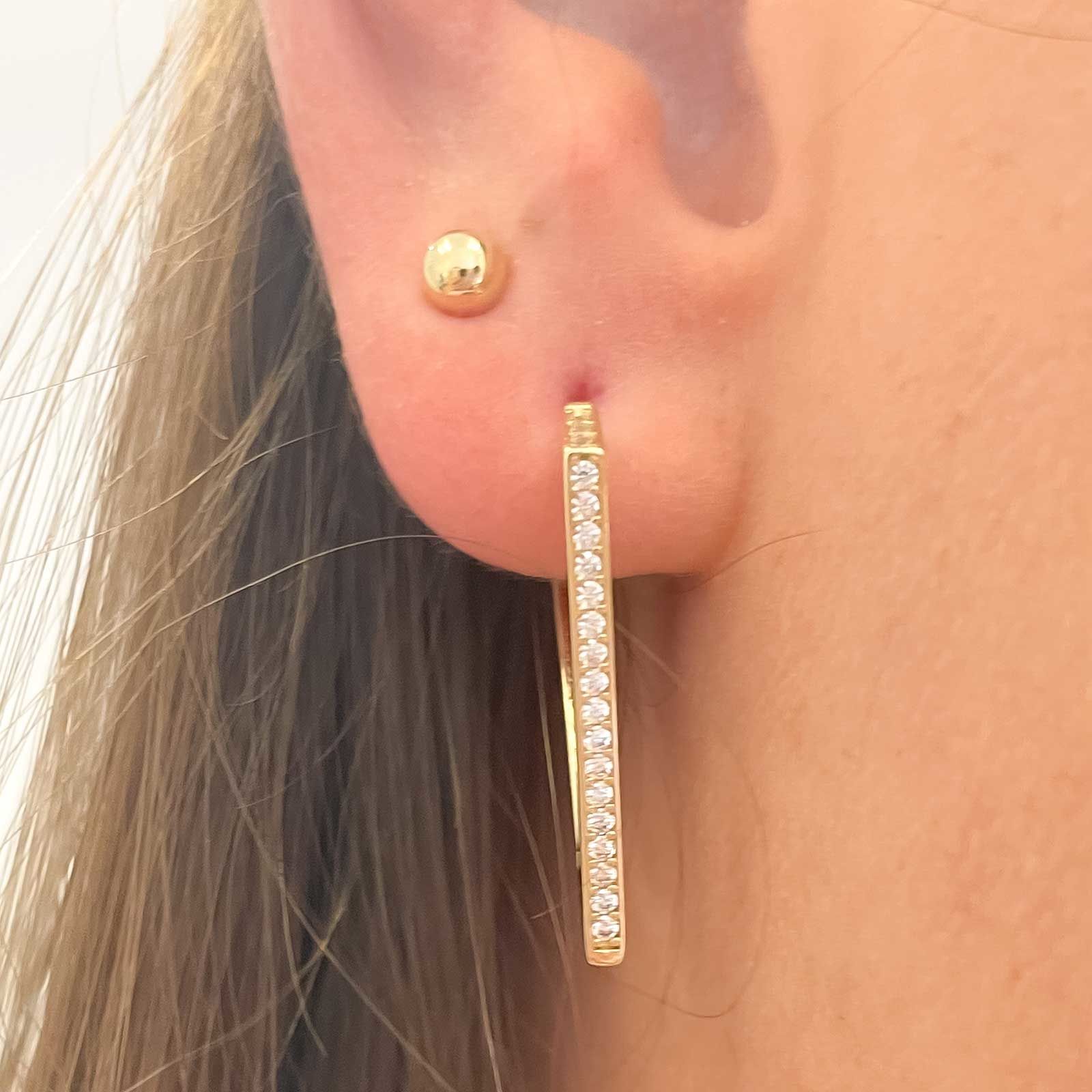 עגילים לאשה מזהב צהוב 14 קראט - וניס עגילים לאשה מזהב צהוב 14 קראט - וניס