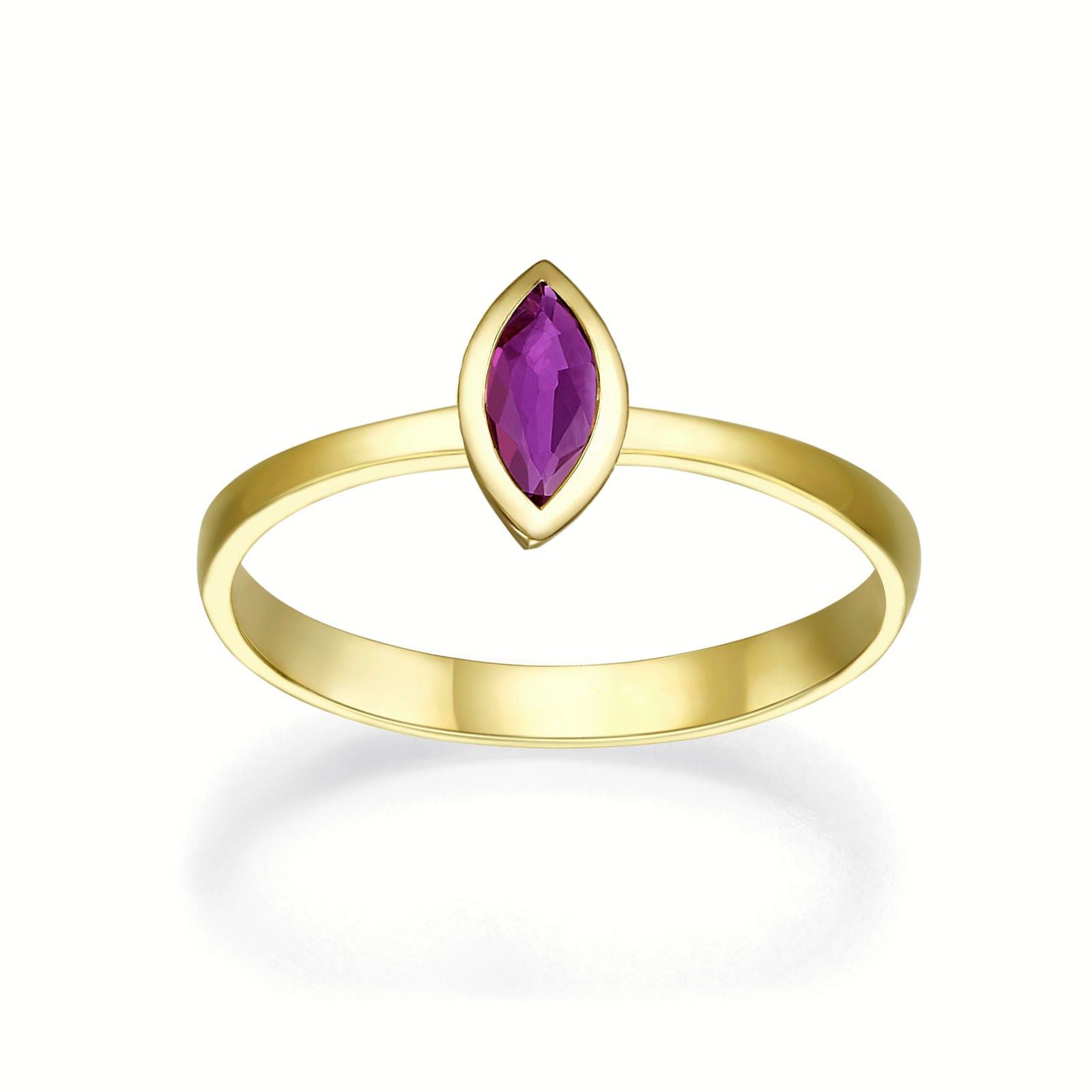 טבעת רובי מזהב צהוב 14 קראט - ריס אדומה טבעת רובי מזהב צהוב 14 קראט - ריס אדומה