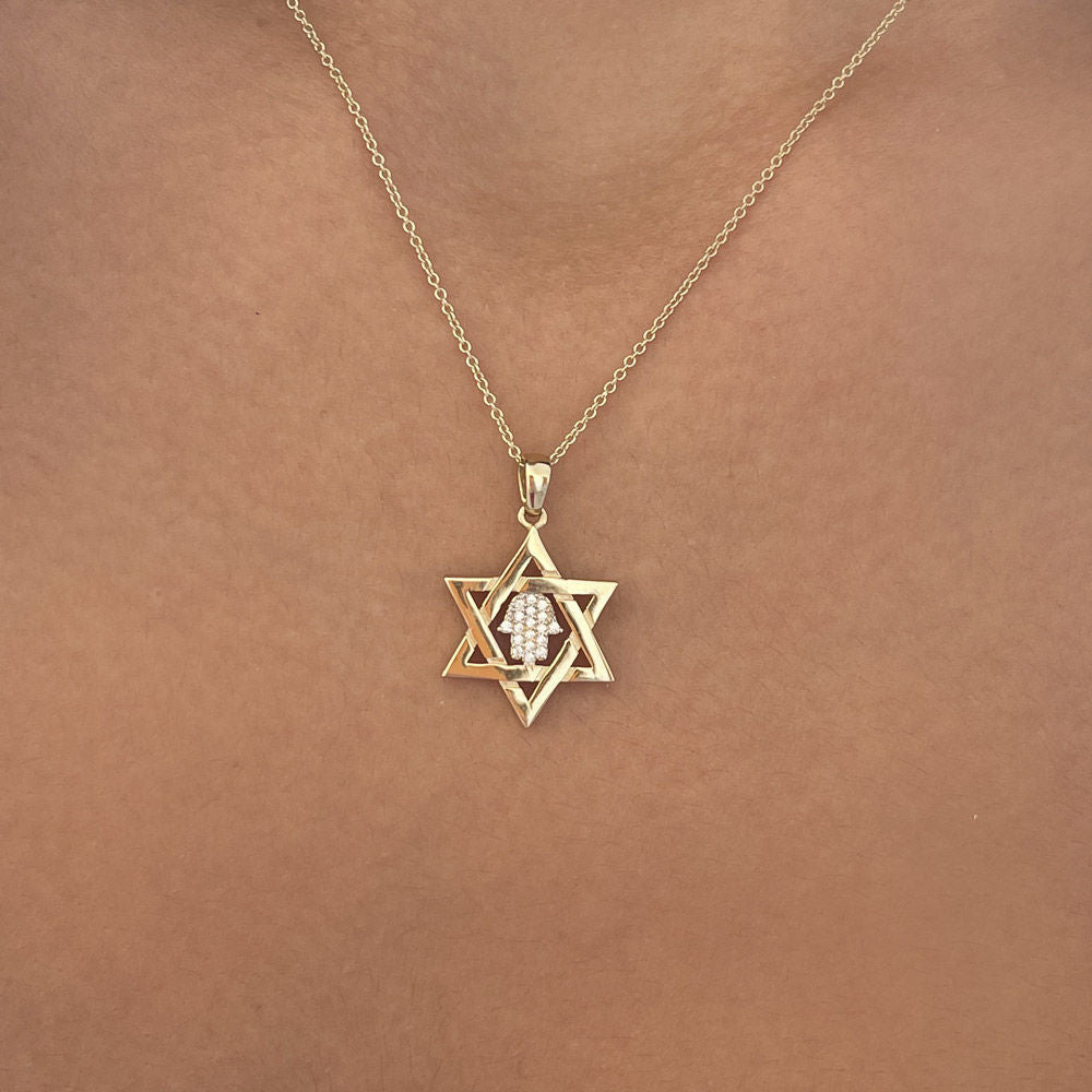 תליון ושרשרת מזהב צהוב 14 קראט - מגן דוד חמסה משובצת תליון ושרשרת מזהב צהוב 14 קראט - מגן דוד חמסה משובצת