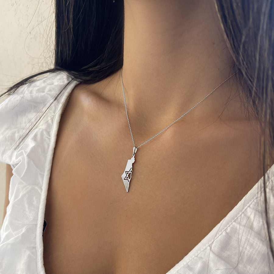 תליון ושרשרת מזהב לבן 14 קראט - מפת ישראל מגן דוד תליון ושרשרת מזהב לבן 14 קראט - מפת ישראל מגן דוד