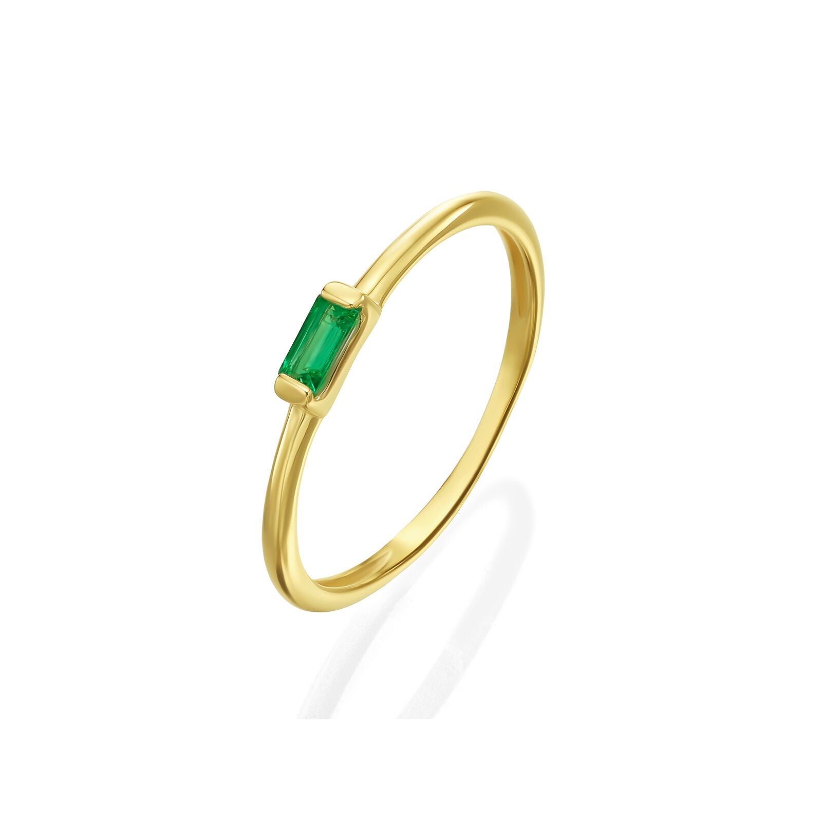 טבעת אמרלד מזהב צהוב 14 קראט - סטרלה ירוקה טבעת אמרלד מזהב צהוב 14 קראט - סטרלה ירוקה