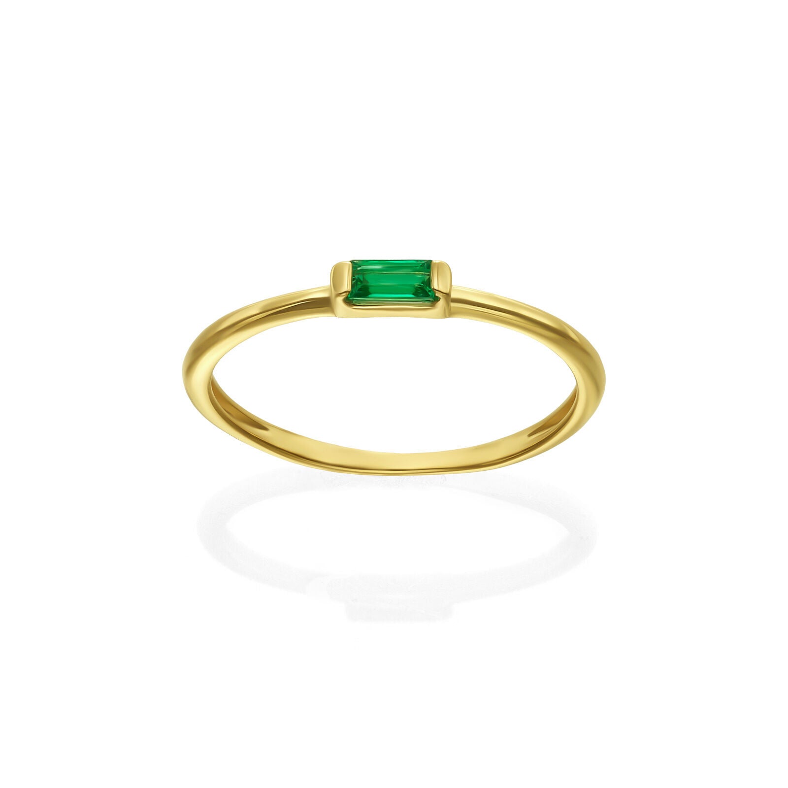 טבעת אמרלד מזהב צהוב 14 קראט - סטרלה ירוקה טבעת אמרלד מזהב צהוב 14 קראט - סטרלה ירוקה