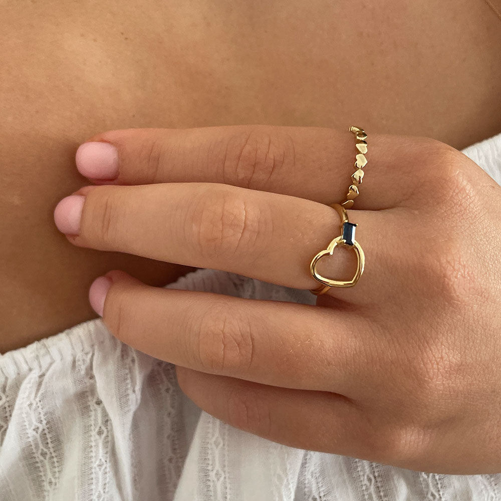 טבעת ספיר מזהב צהוב 14 קראט - לב ג'ייד טבעת ספיר מזהב צהוב 14 קראט - לב ג'ייד