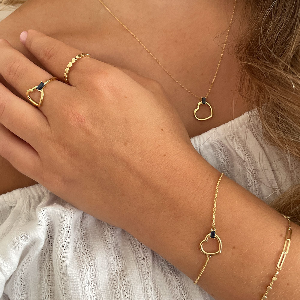 טבעת ספיר מזהב צהוב 14 קראט - לב ג'ייד טבעת ספיר מזהב צהוב 14 קראט - לב ג'ייד