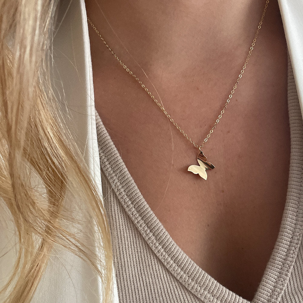 תליון ושרשרת מזהב צהוב 14 קראט - פרפר קסום תליון ושרשרת מזהב צהוב 14 קראט - פרפר קסום