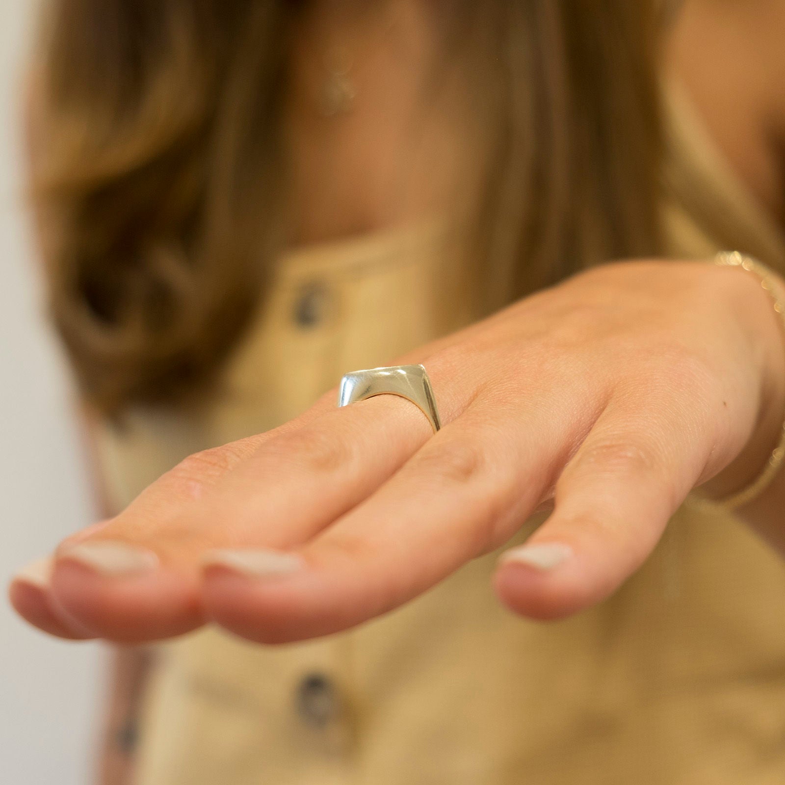 טבעת מזהב צהוב 14 קראט - מונקו