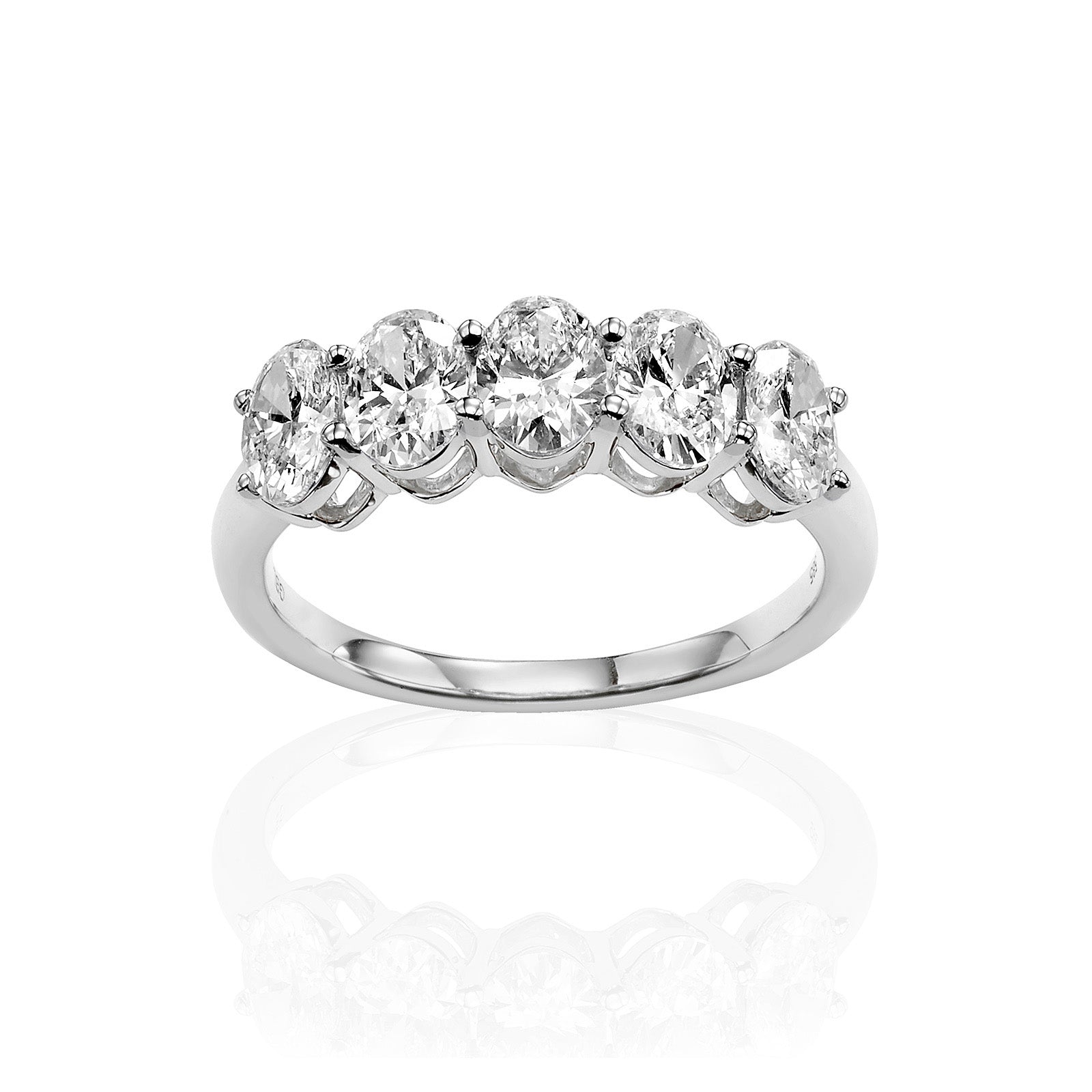 טבעת יהלומי מעבדה מזהב לבן 14K -  שורה אובאליות 2 קראט