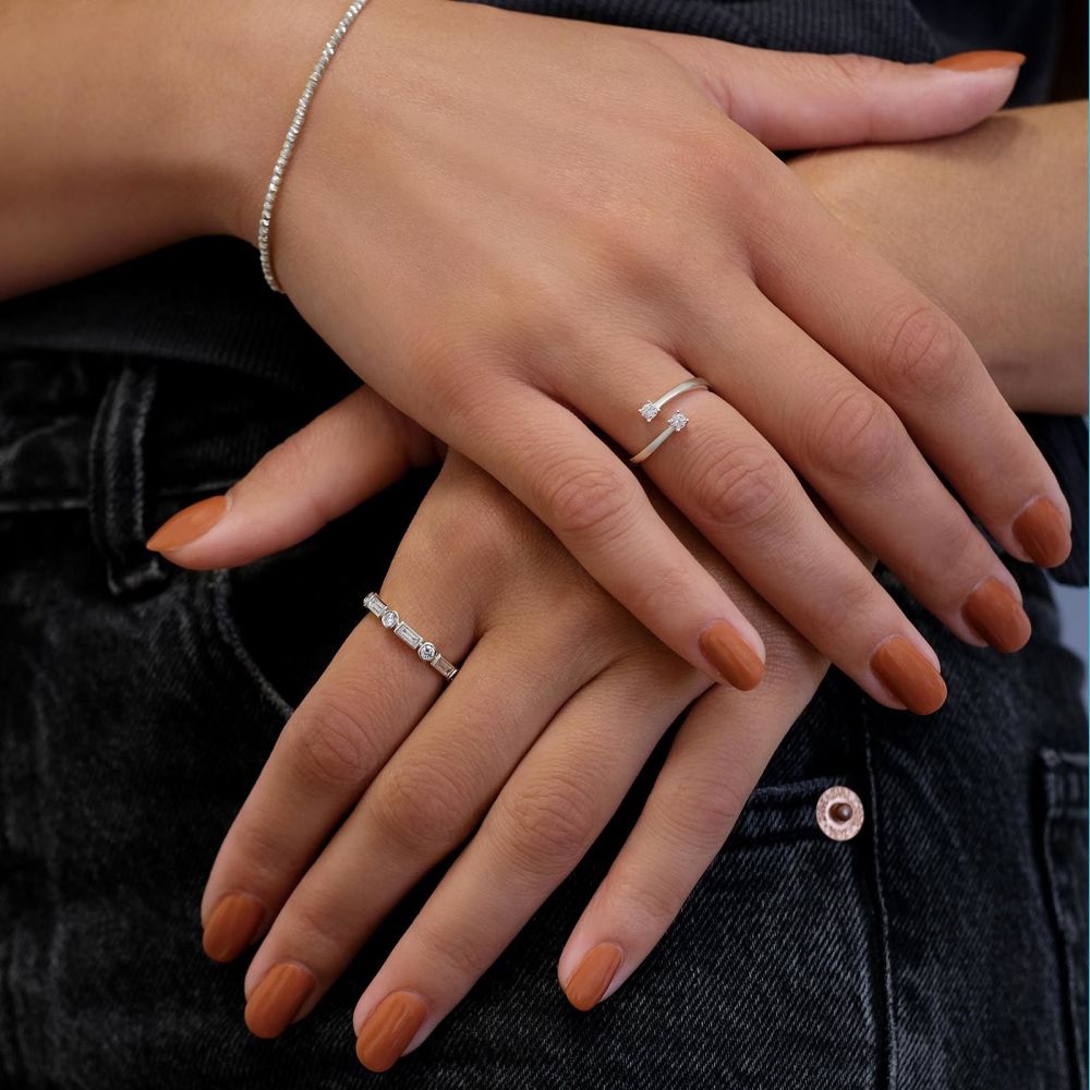 תכשיטי יהלומים | טבעת יהלומים מזהב לבן 14 קראט - ריי
