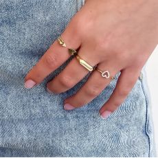 טבעת לנשים מזהב צהוב 14 קראט - חותם קלאסית עבה