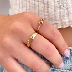 טבעת לנשים מזהב צהוב 14 קראט -  לוסיה