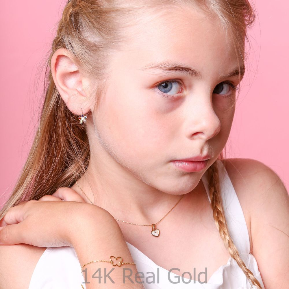 תכשיטים מזהב לילדות | תליון ושרשרת מזהב צהוב - לב צדף וזירקון