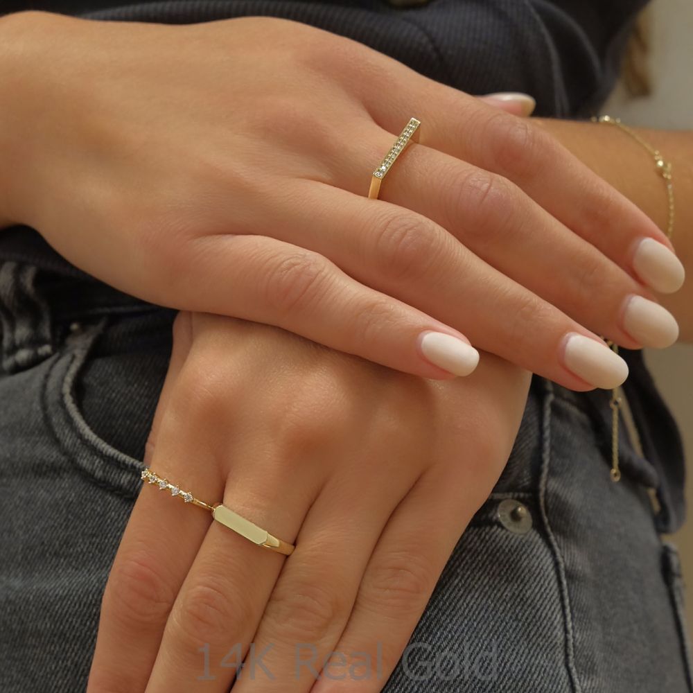 תכשיטי זהב לנשים | טבעת מזהב צהוב 14 קראט - פס זירקונים