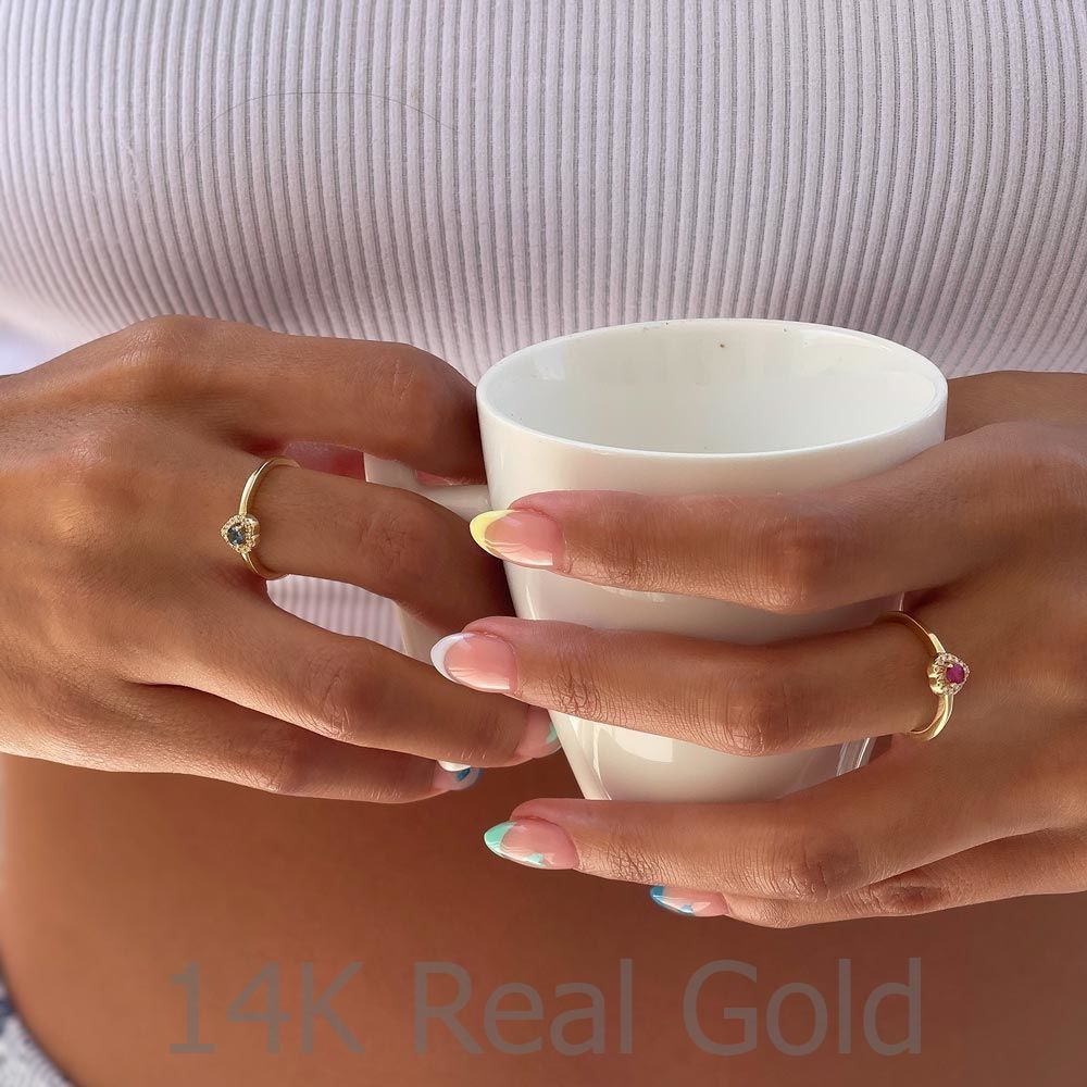 תכשיטי יהלומים | טבעת ספיר ויהלומים מזהב צהוב 14 קראט - לב רויאל