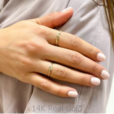 טבעת לנשים מזהב צהוב 14 קראט - ריבוע ניקולט